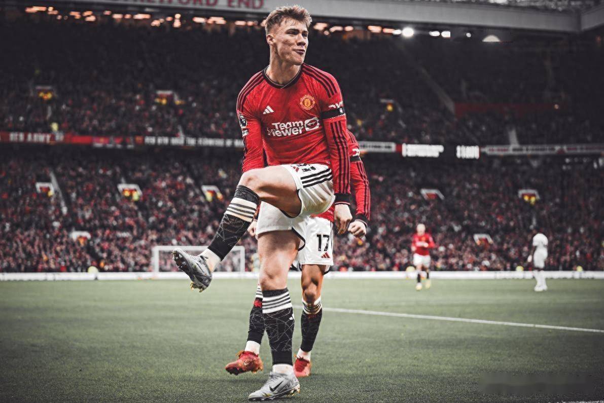 九游IOS下载-包含切尔西不断突破！，C罗连续七场比赛得分超过夺冠引发球迷热议的词条