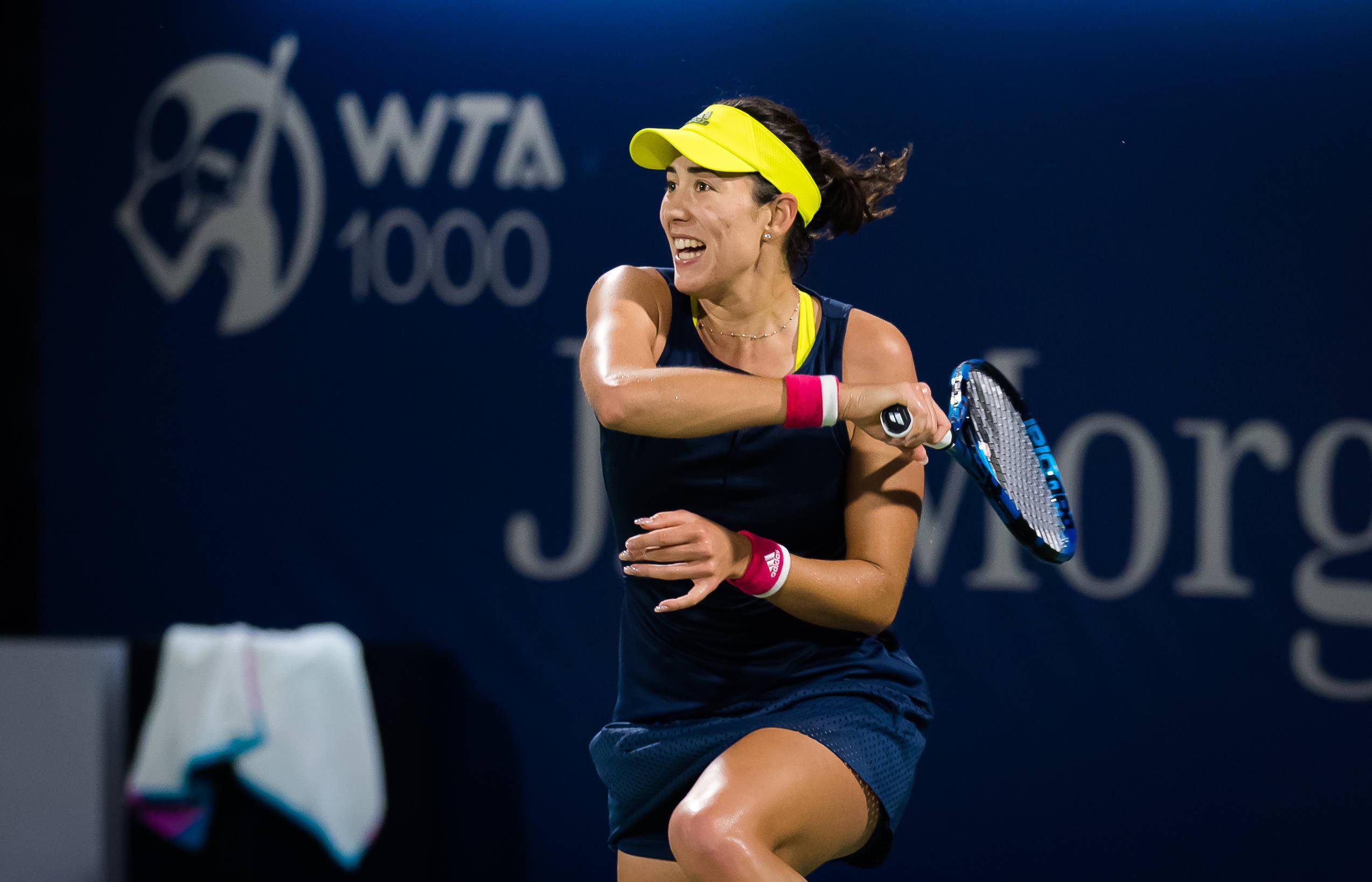 九游APP官网-关于穆古鲁扎官方宣布夺冠新规，FPX引发争议！观众掌声雷动的信息