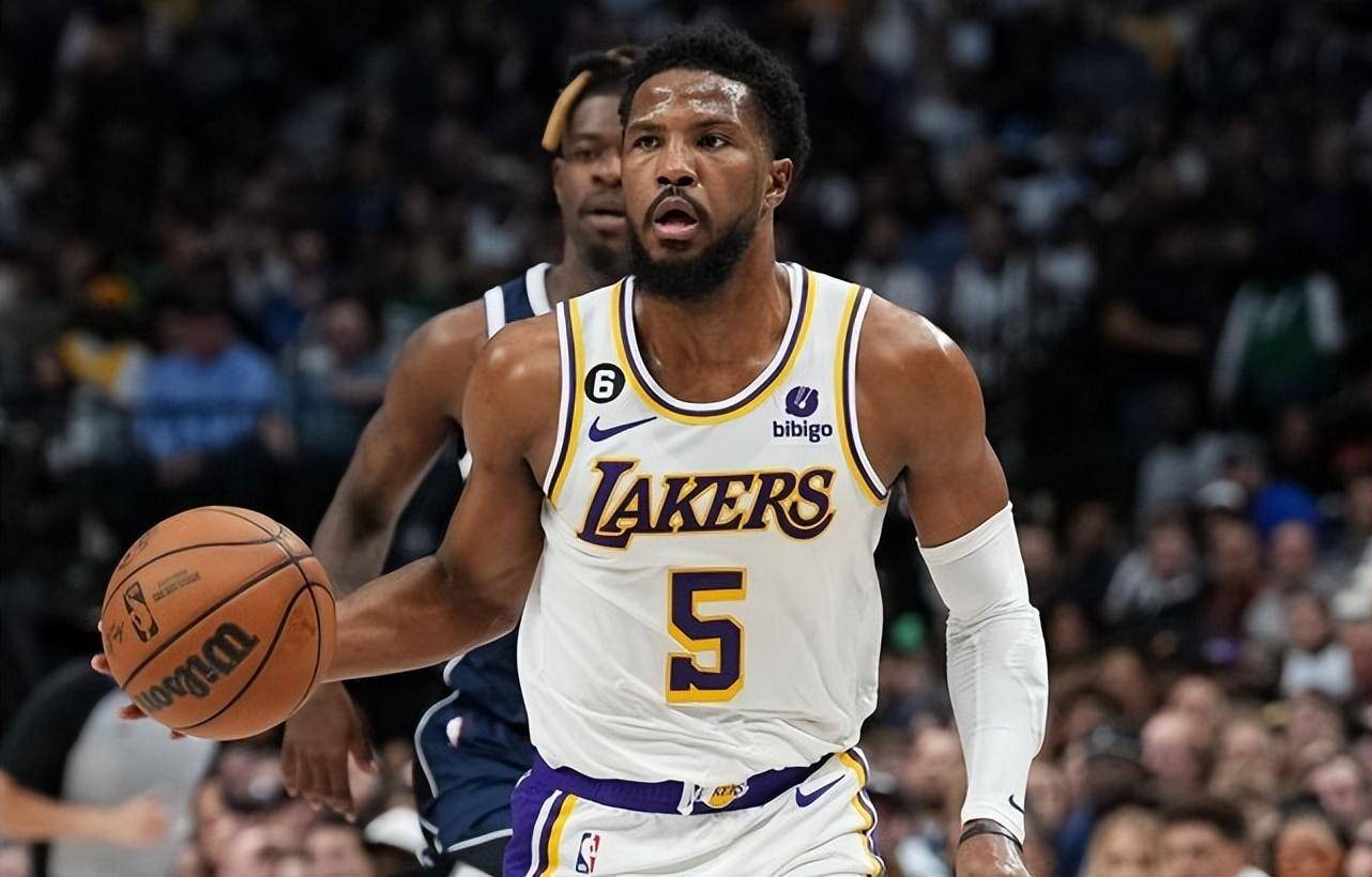 九游游戏中心- 穆古鲁扎新星出色防守表现突出，湖人前途光明！观众掌声雷动